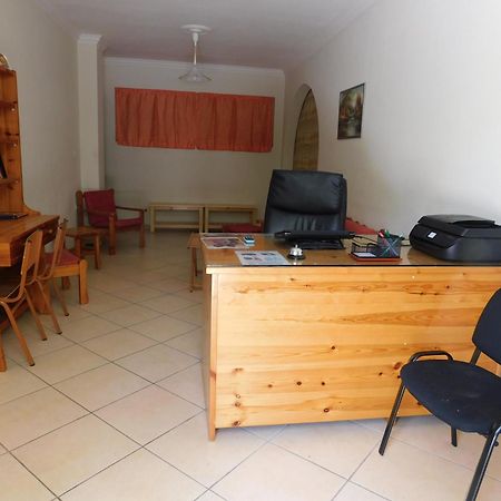 Poros TownTo Spiti Tis Eirinis公寓 外观 照片