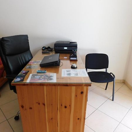 Poros TownTo Spiti Tis Eirinis公寓 外观 照片