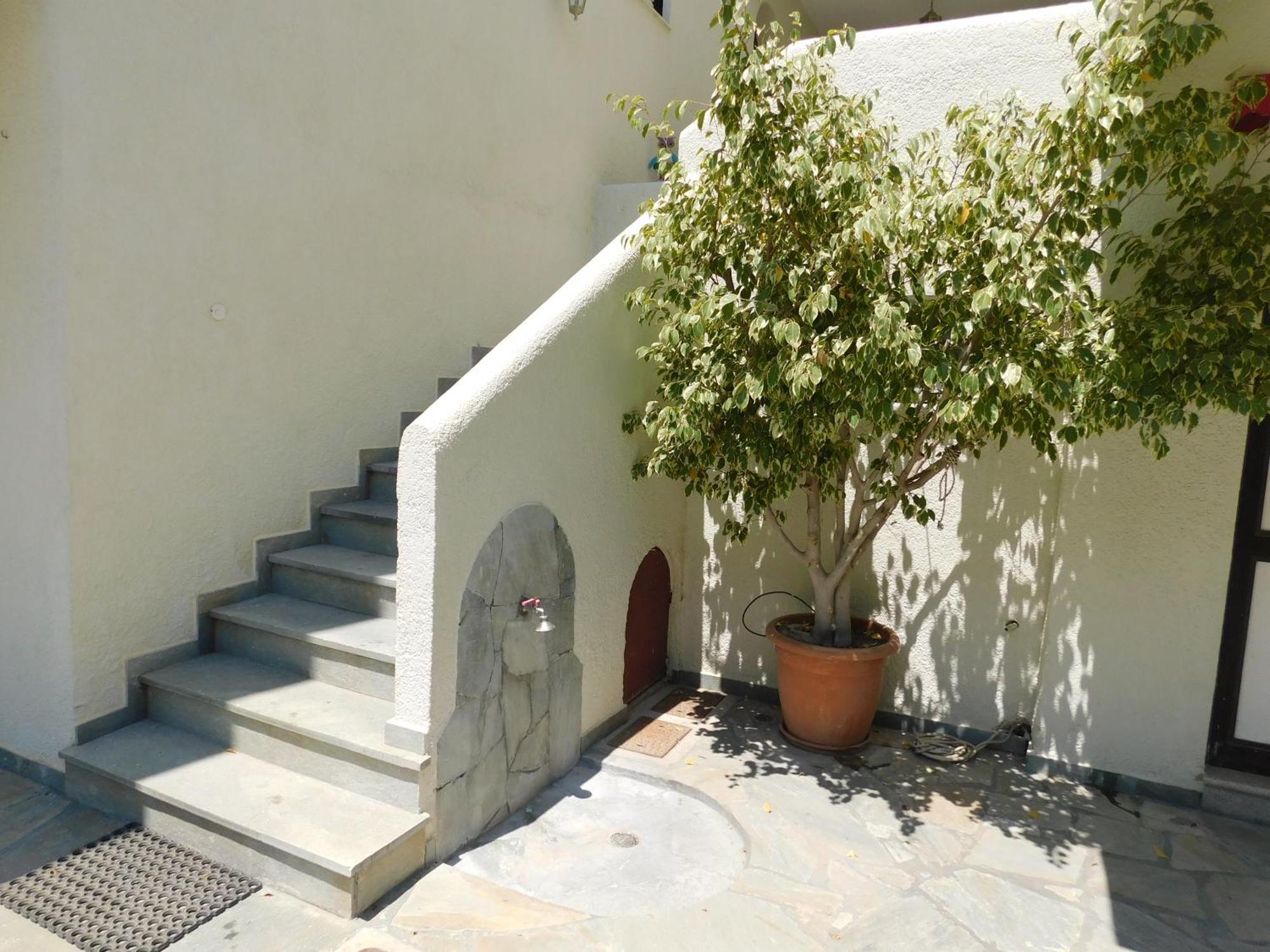 Poros TownTo Spiti Tis Eirinis公寓 外观 照片