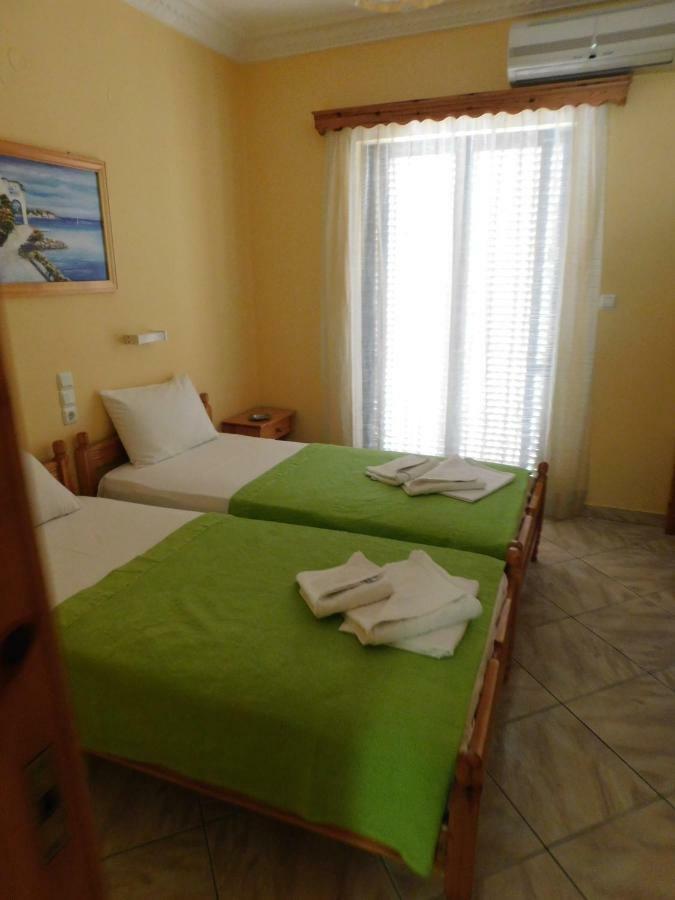 Poros TownTo Spiti Tis Eirinis公寓 外观 照片